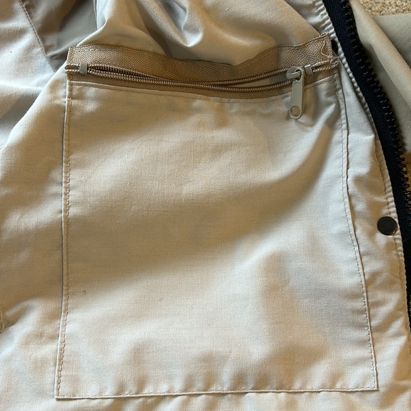 Vintage Columbia jacket with Gore-Tex fabric, ⭐️excellent condition⭐️ - Picture 12 of 16